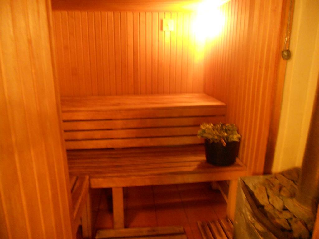 Viesu Maja Forrest Villa Dzimtmisa ภายนอก รูปภาพ