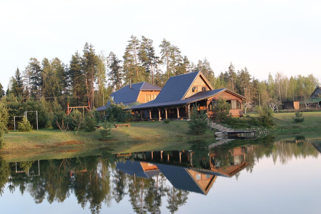 Viesu Maja Forrest Villa Dzimtmisa ภายนอก รูปภาพ