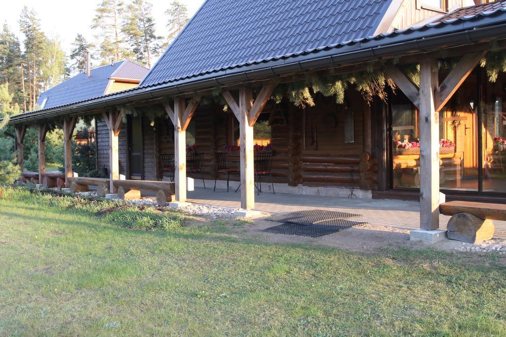 Viesu Maja Forrest Villa Dzimtmisa ภายนอก รูปภาพ