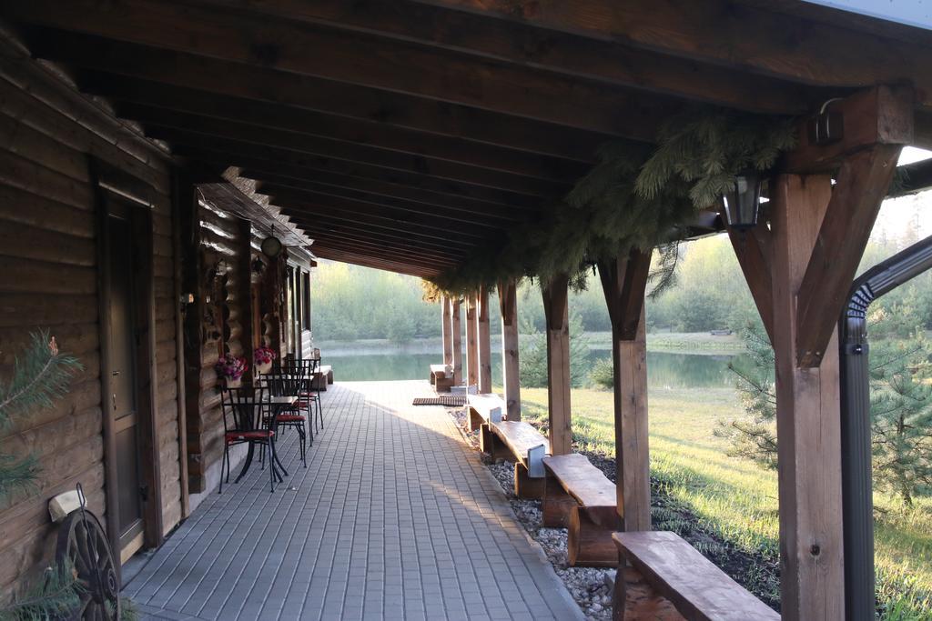 Viesu Maja Forrest Villa Dzimtmisa ภายนอก รูปภาพ