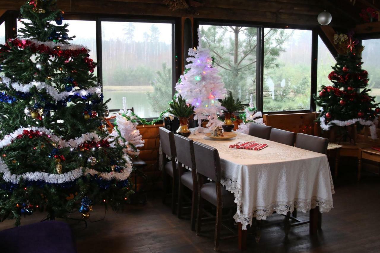 Viesu Maja Forrest Villa Dzimtmisa ภายนอก รูปภาพ